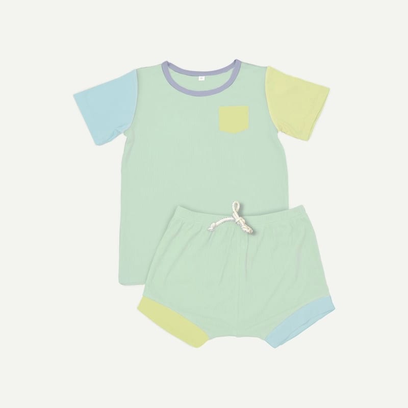 Elly Milley Signature Air Bamboo™ ActiveKidz Brise / Colour Block / 2 Piece Shirt & Shorts Set - Pistachio