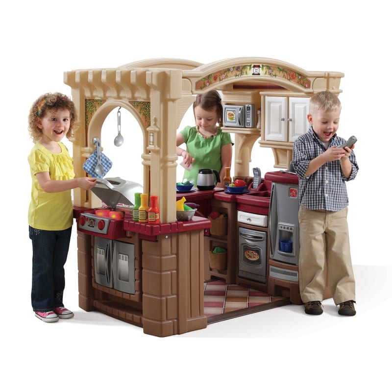 Step2 Grand Walk-In Kitchen & Grill™
