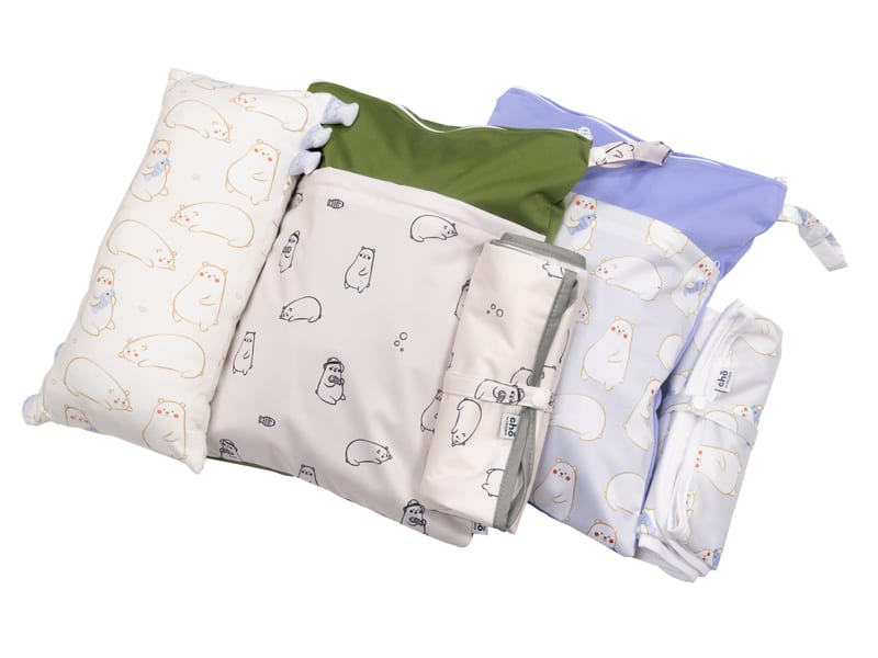 Cho Maru Bear Bundle: 1 Cho Cushion (M) + 2 Wet Bags + 2 Changing Mats