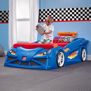 Step2 Hot Wheels™ Toddler-To-Twin Race Car Bed™
