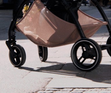 Britax Rio Stroller — Swivel Front Wheels For Streets And Squares