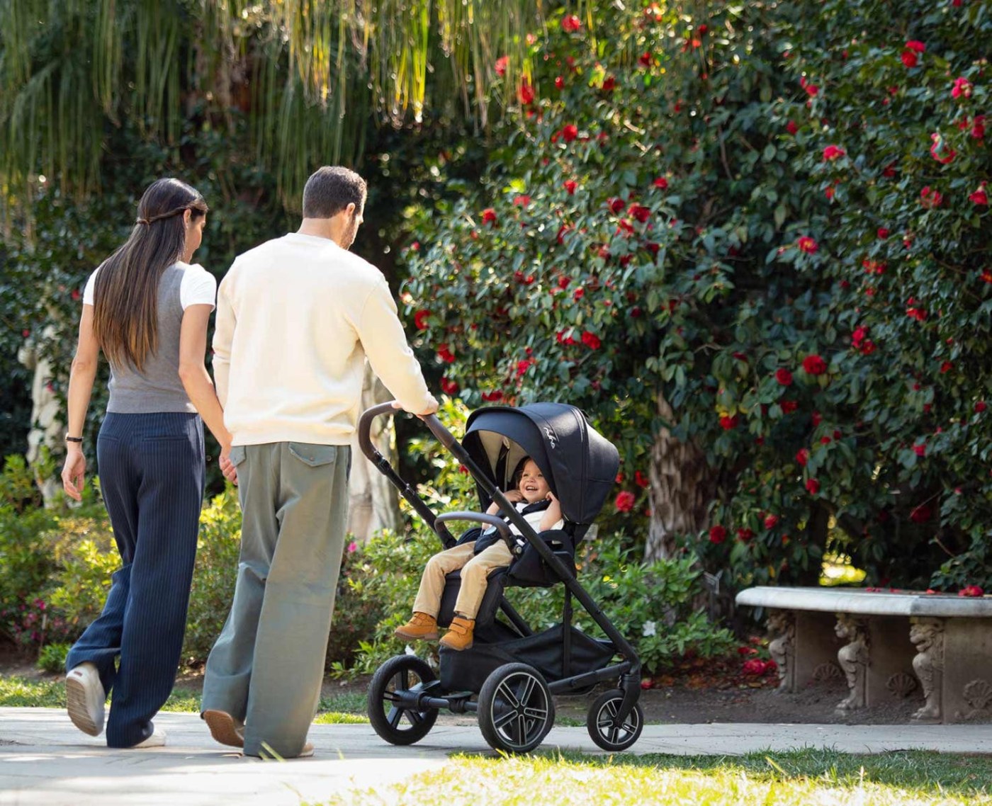 Nuna MIXX next Free Flex all-wheel suspension