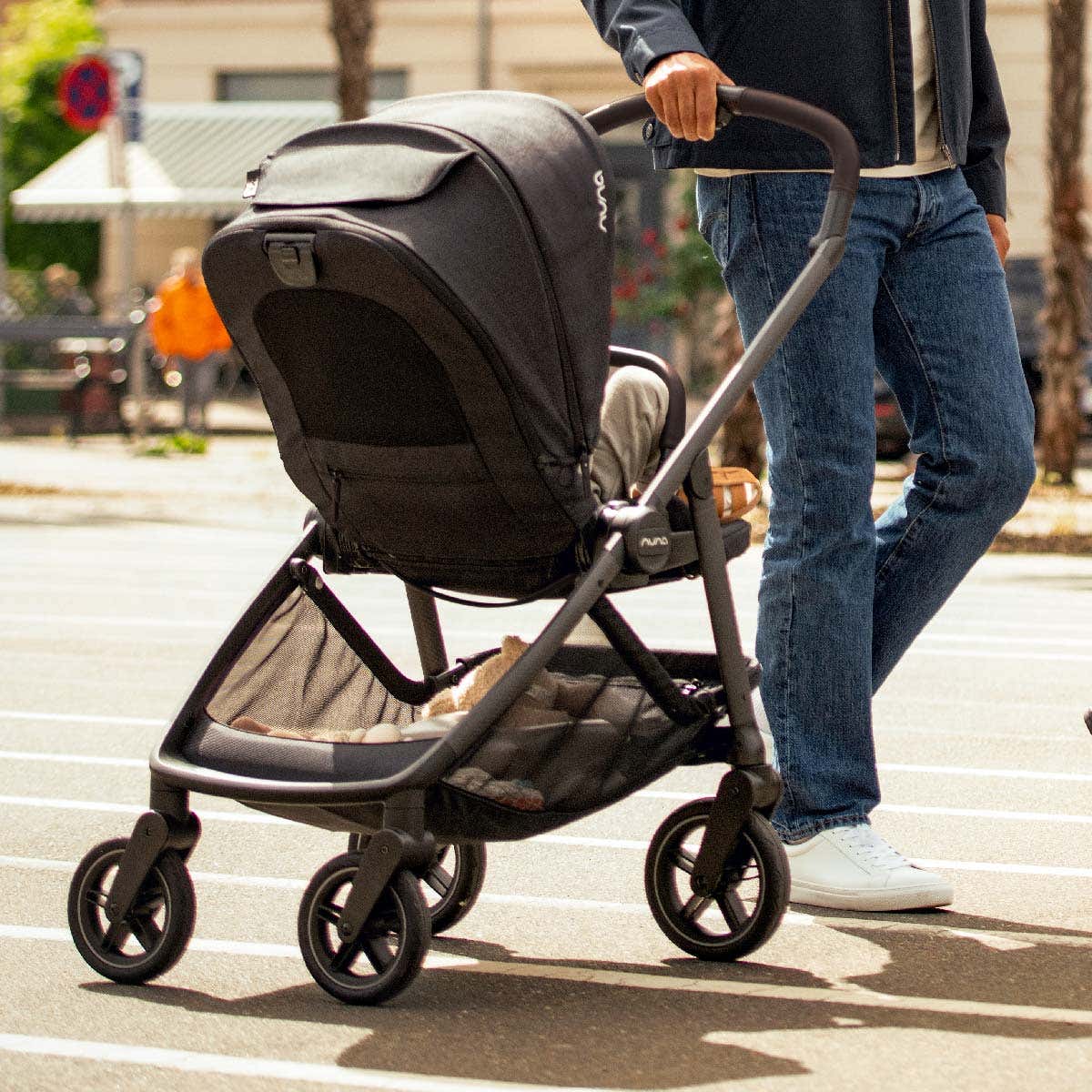 Nuna Swiv Stroller (Various Colours) — official Nuna