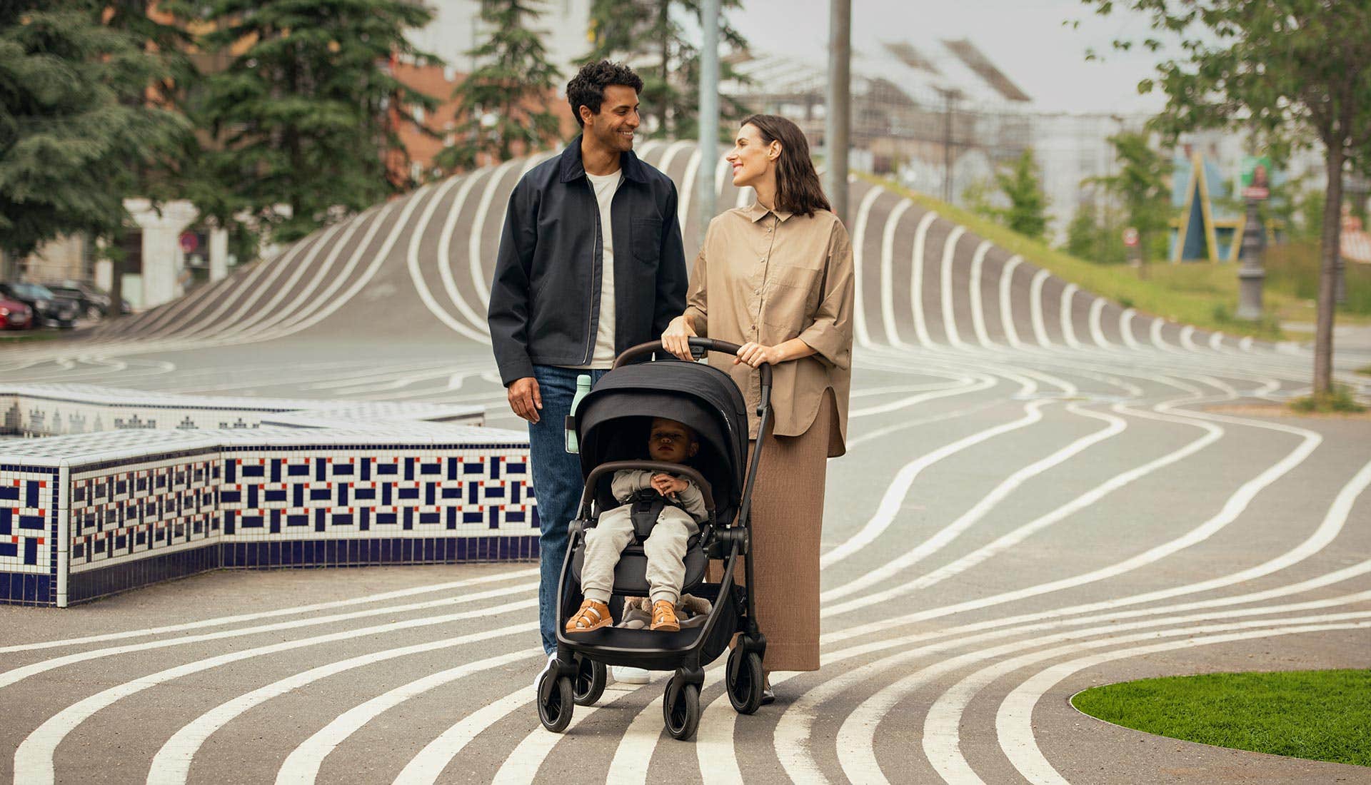 Nuna Swiv Stroller (Various Colours) — official Nuna