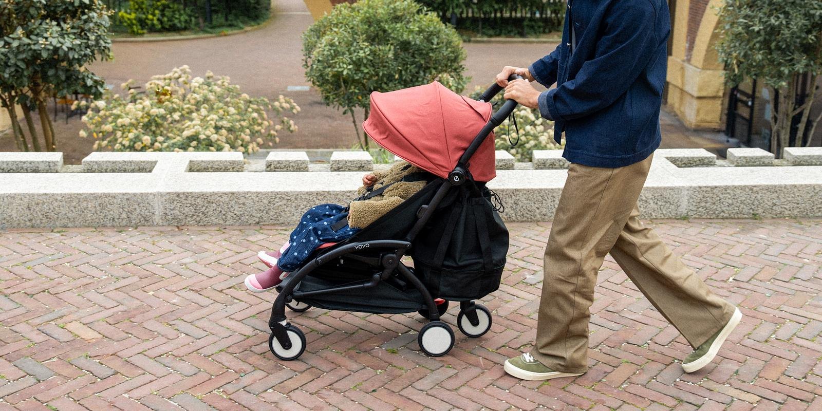 Steers effortlessly with one hand